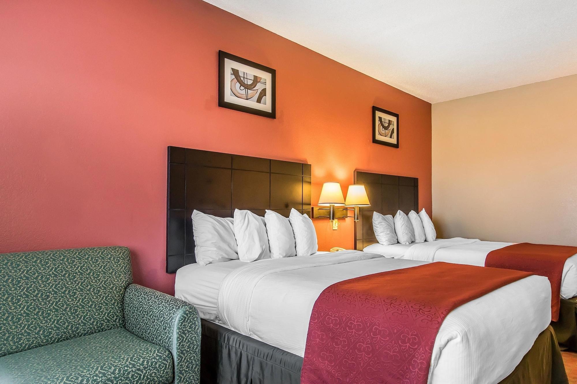 Quality Inn&Suites La Vergne Esterno foto