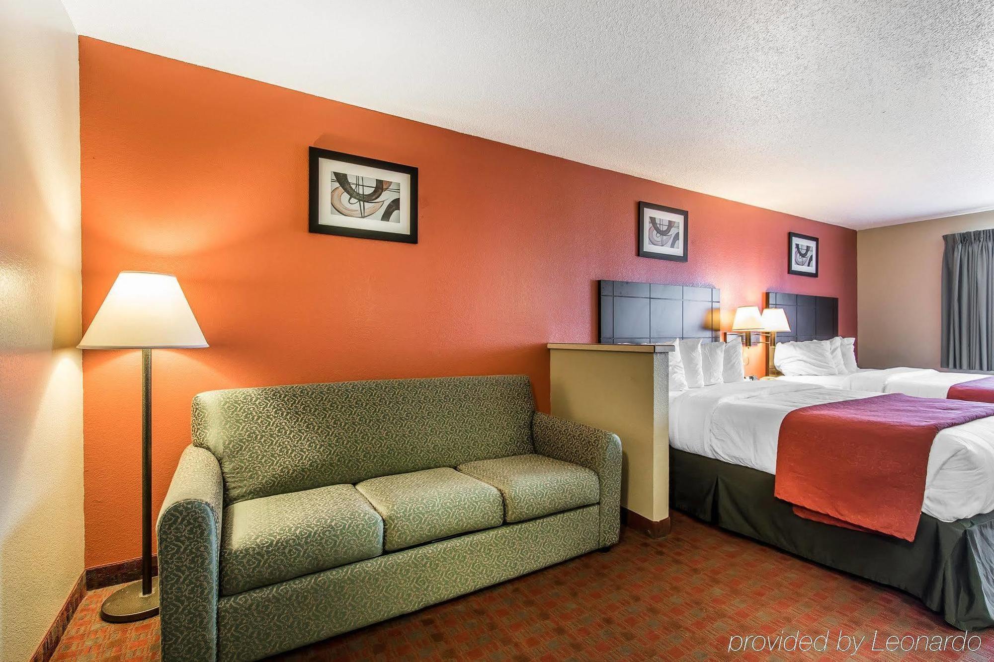 Quality Inn&Suites La Vergne Esterno foto