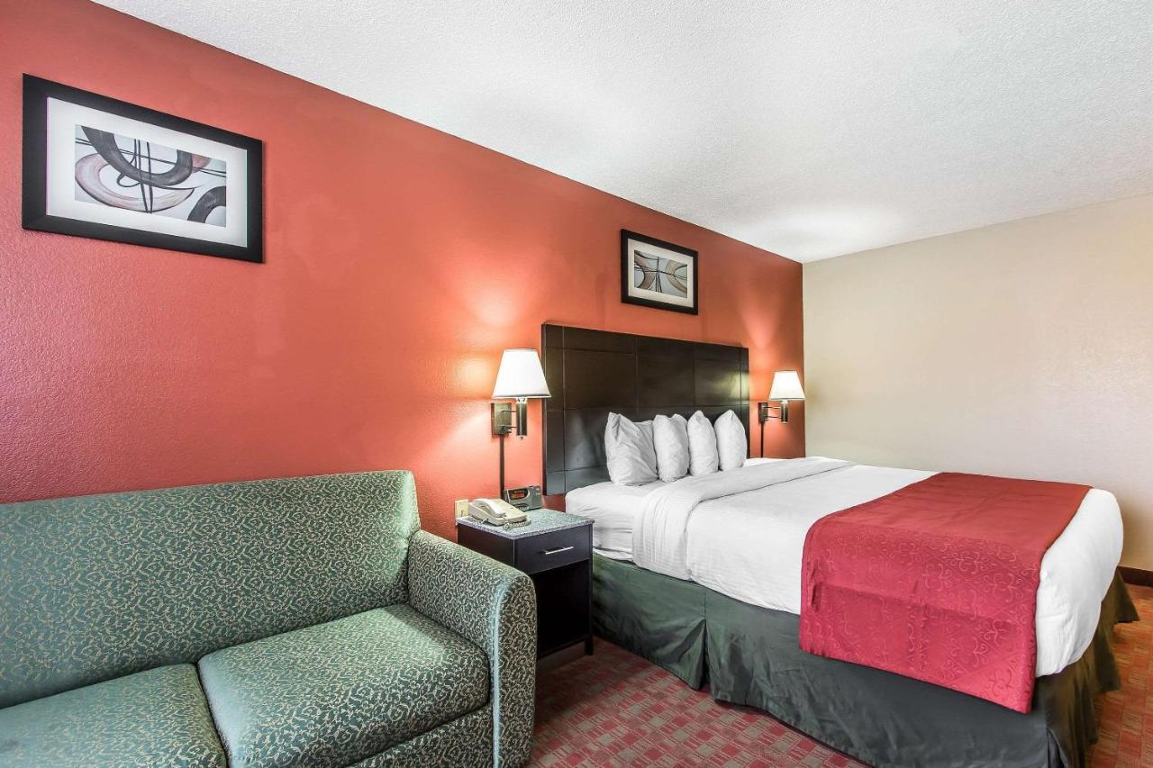 Quality Inn&Suites La Vergne Esterno foto