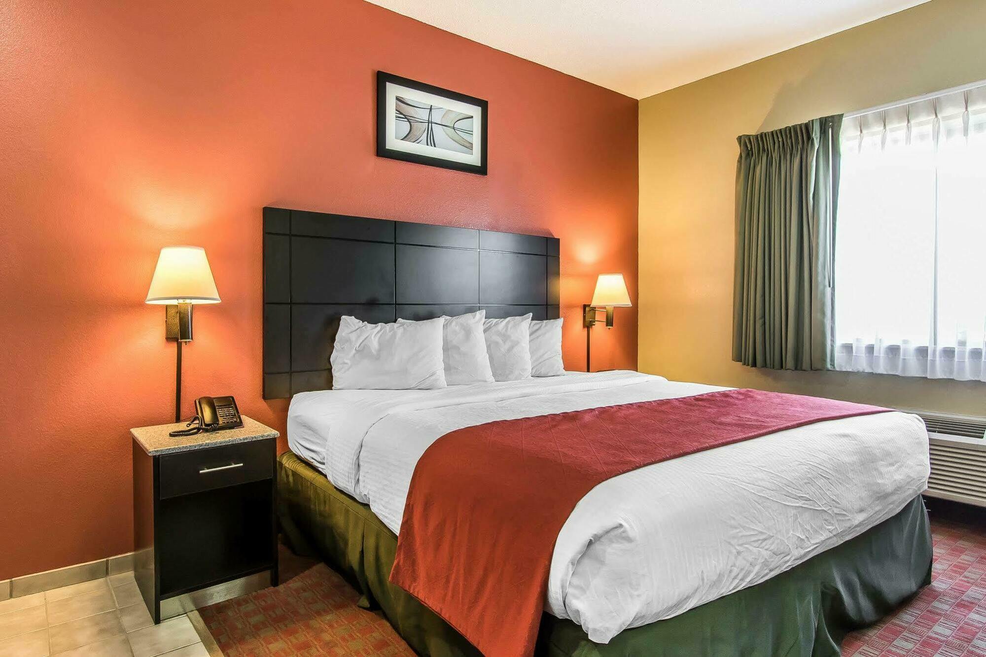 Quality Inn&Suites La Vergne Esterno foto